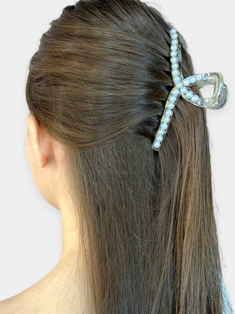 Прически с хвостиком для девочек и девушек: 129 фото идей на короткие и длинные волосы, с резинками и распущенными волосами